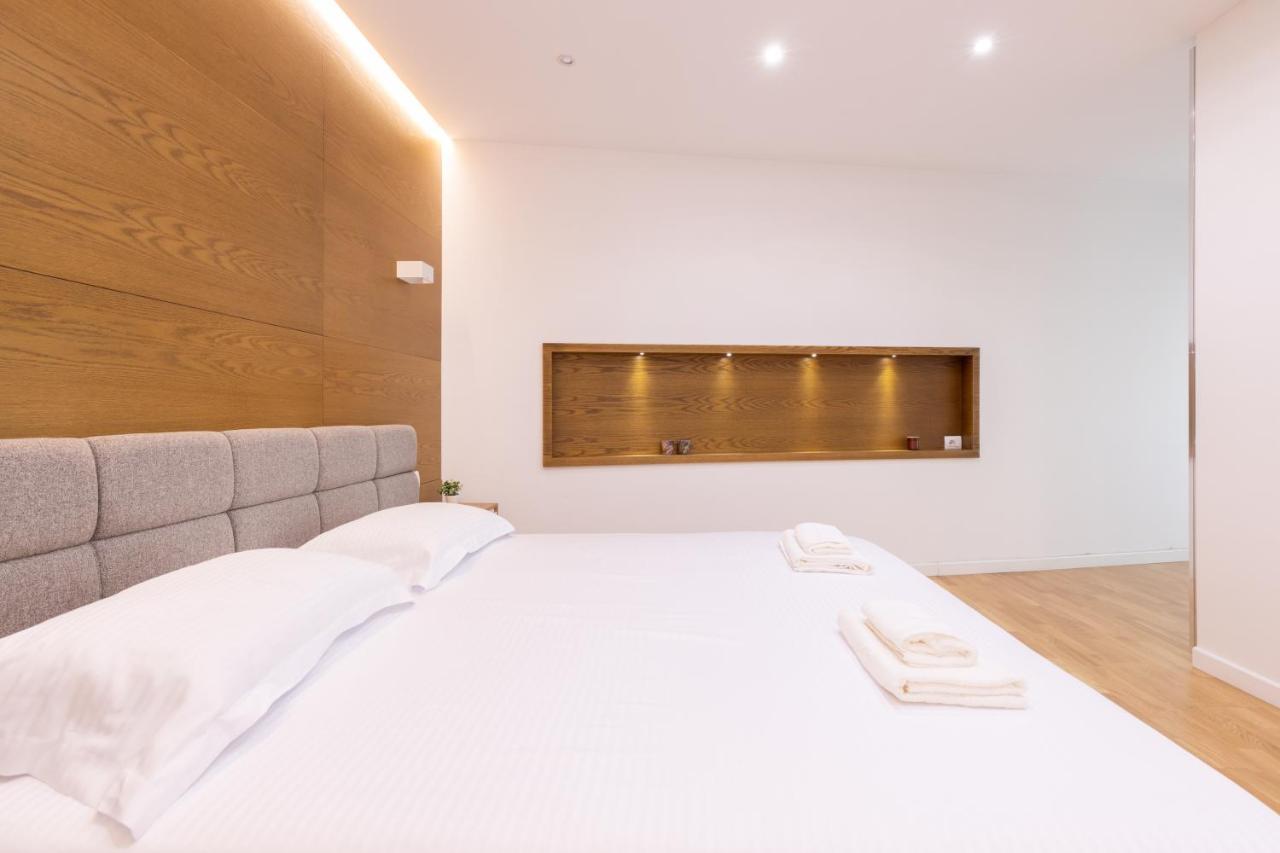 Exclusive 2 Bedrooms Apartment Tirana Exterior photo