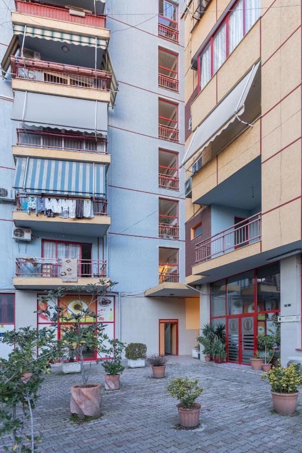 Exclusive 2 Bedrooms Apartment Tirana Exterior photo