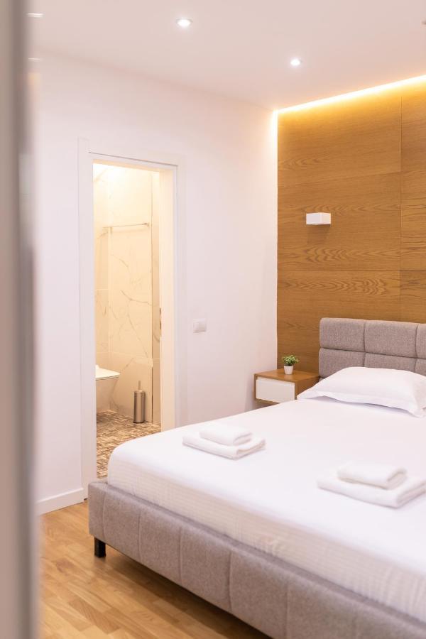 Exclusive 2 Bedrooms Apartment Tirana Exterior photo