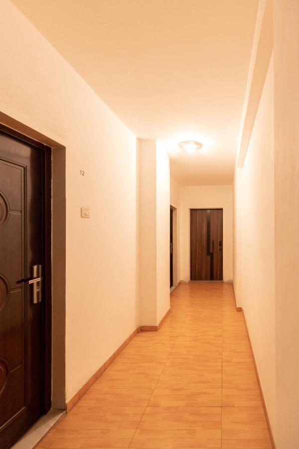 Exclusive 2 Bedrooms Apartment Tirana Exterior photo
